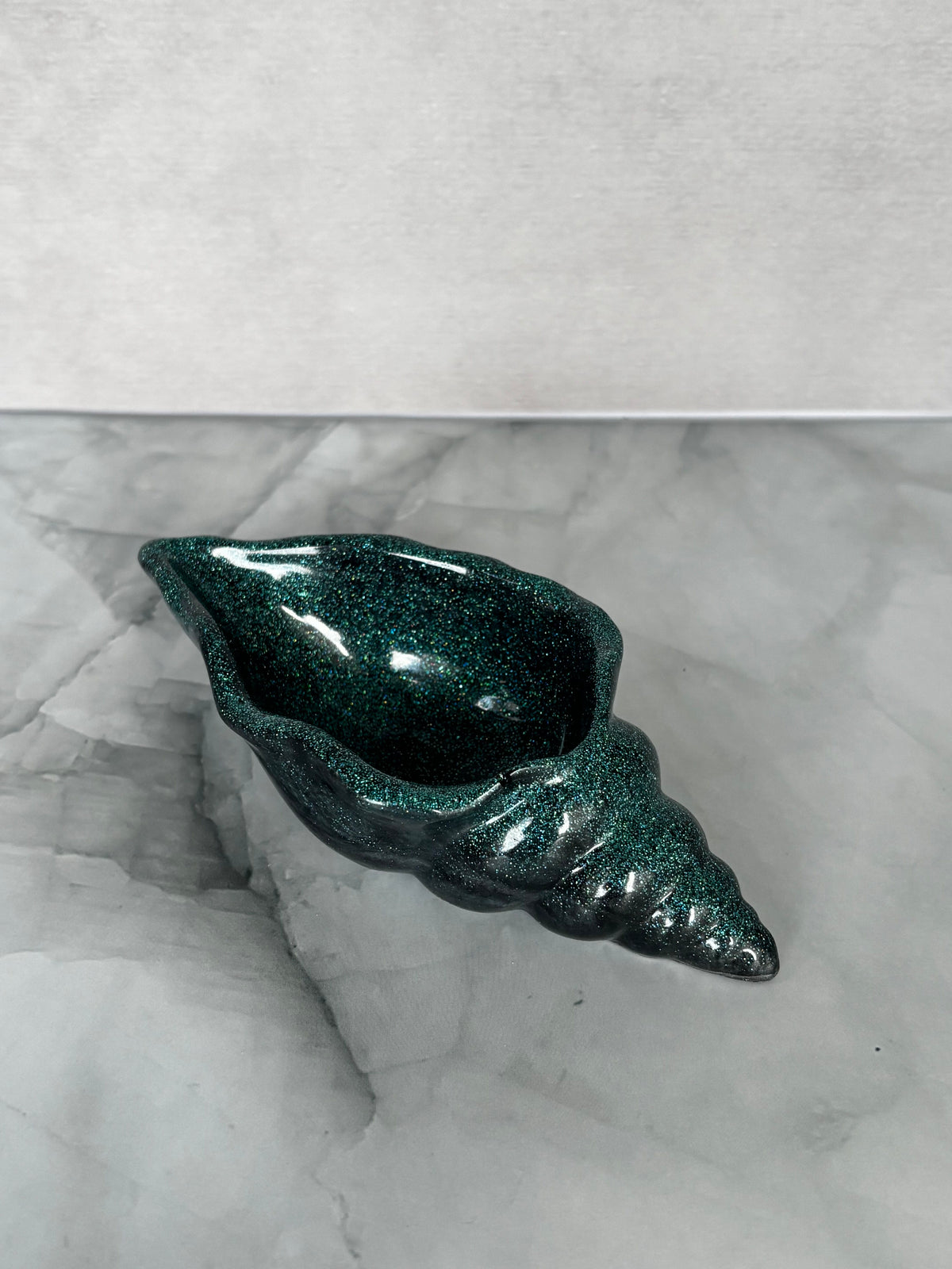 Sculpted Shell Trinket Dish - Resin