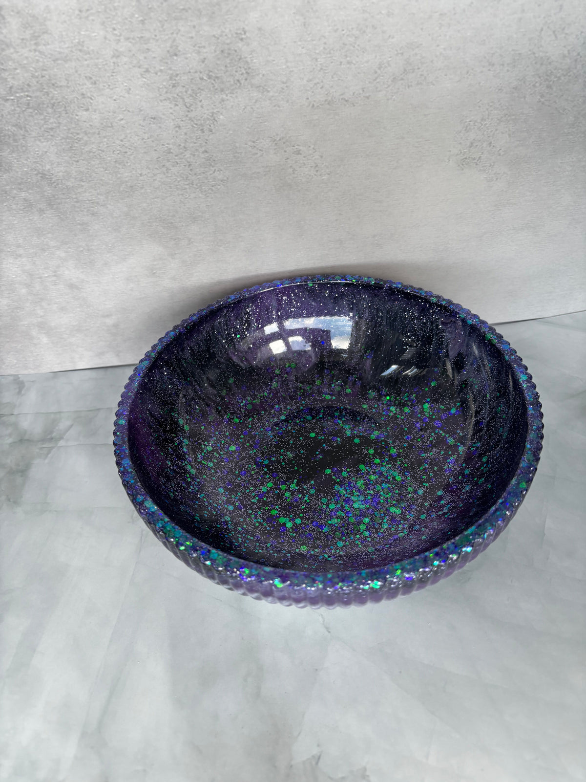 Ribbed Shimmer Bowl